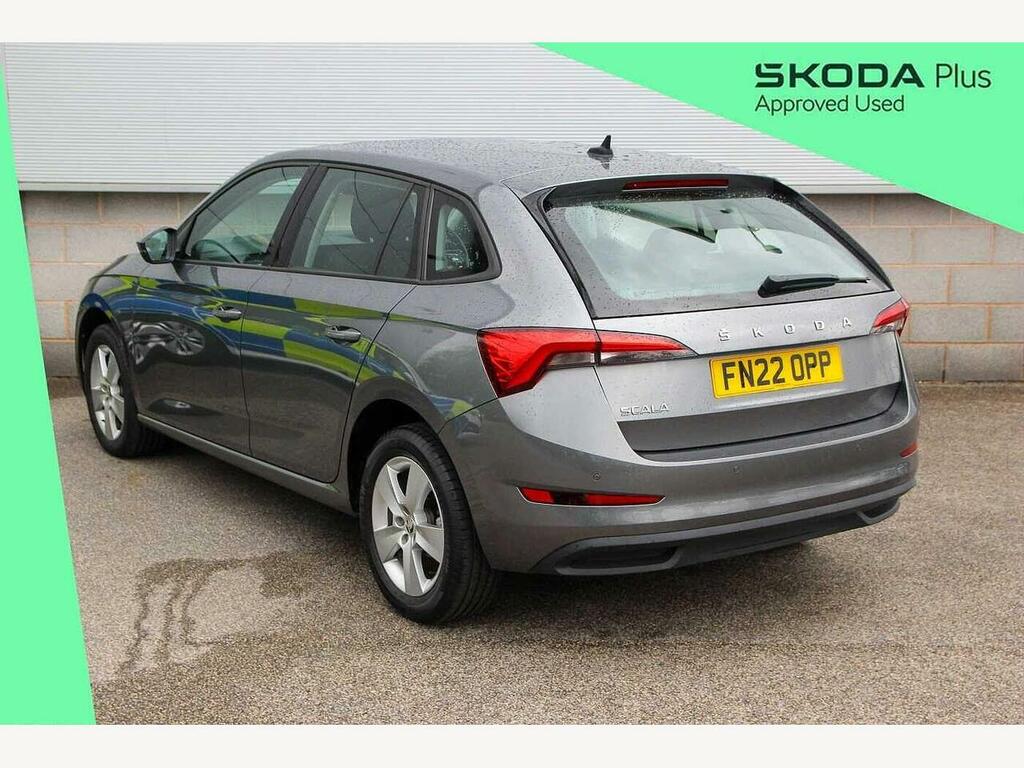 Skoda Scala 2022 1.0 Tsi 110 Se Dsg Grey #3