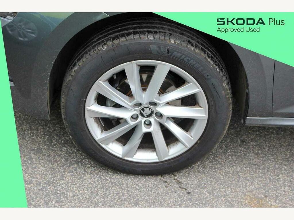 Skoda Kamiq 2025 1.0 Tsi 95 Se Edition GJ75FYU Grey #5