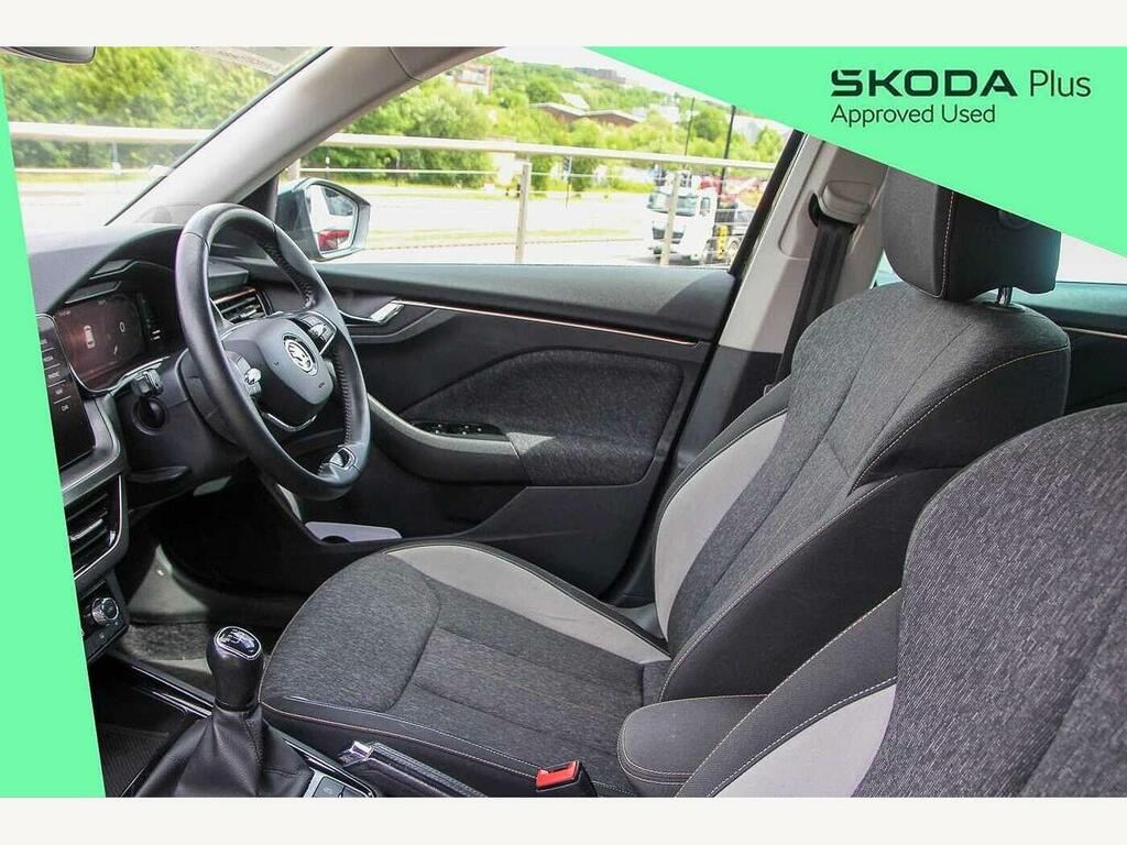 Skoda Kamiq 2022 1.5 Tsi Se L Executive YT22FYC Black #2