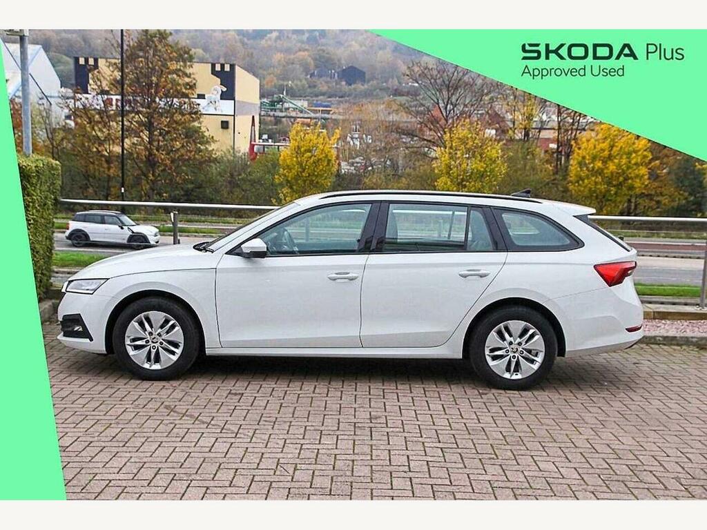 Skoda Octavia 2022 2.0 Tdi Se Technology Dsg White #4