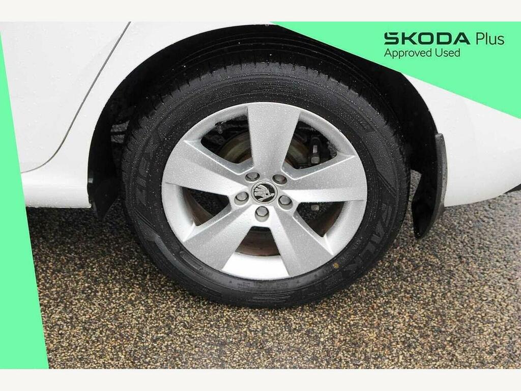 Skoda Scala 2020 1.0 Tsi Se 115 Ps AO20EXN White #5