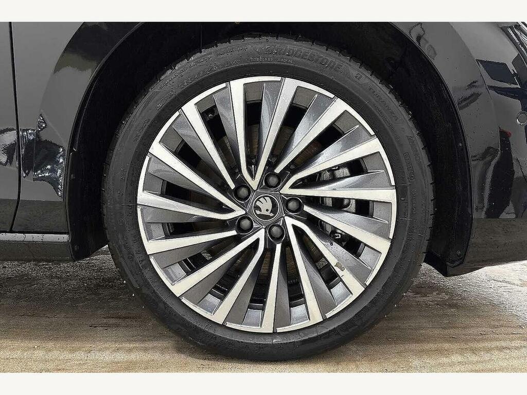 Skoda Superb 2025 2.0 Tdi 193 Laurin Klement 4X4 Dsg Black #5