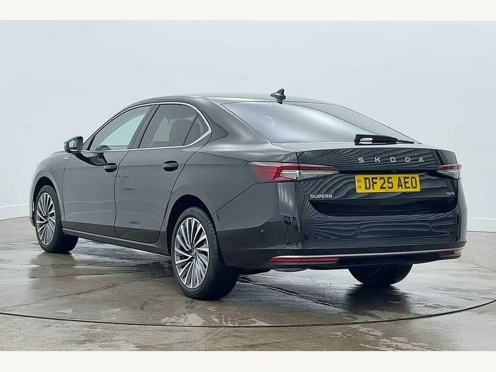 Skoda Superb 2025 2.0 Tdi 193 Laurin Klement 4X4 Dsg Black #3