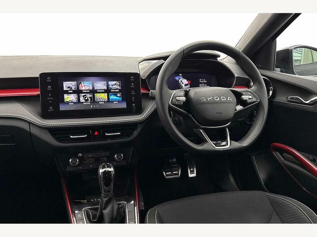 Skoda Fabia 2026 1.5 Tsi 150 Monte Carlo Edition Dsg Black #2