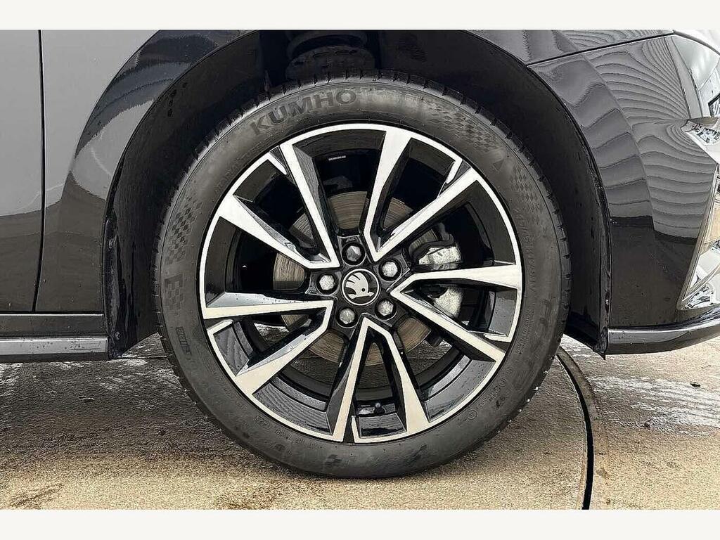 Skoda Fabia 2026 1.5 Tsi 150 Monte Carlo Edition Dsg Black #5