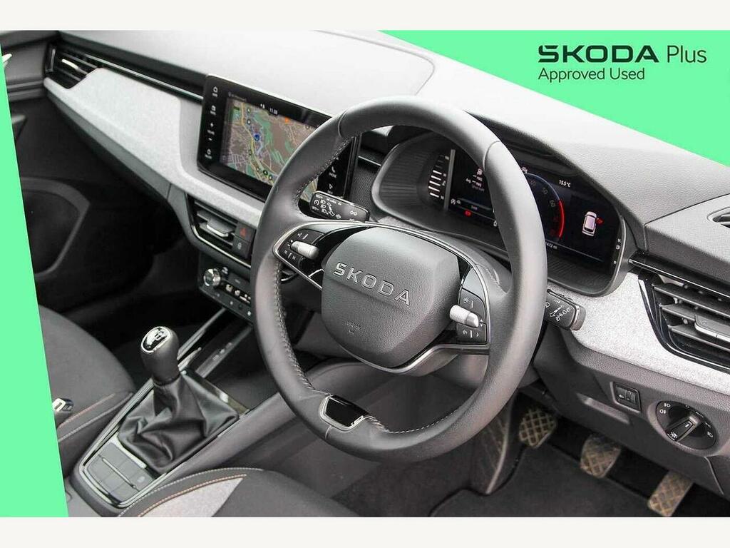 Skoda Kamiq 2025 1.0 Tsi 95 Se Edition GJ75FLK Silver #6