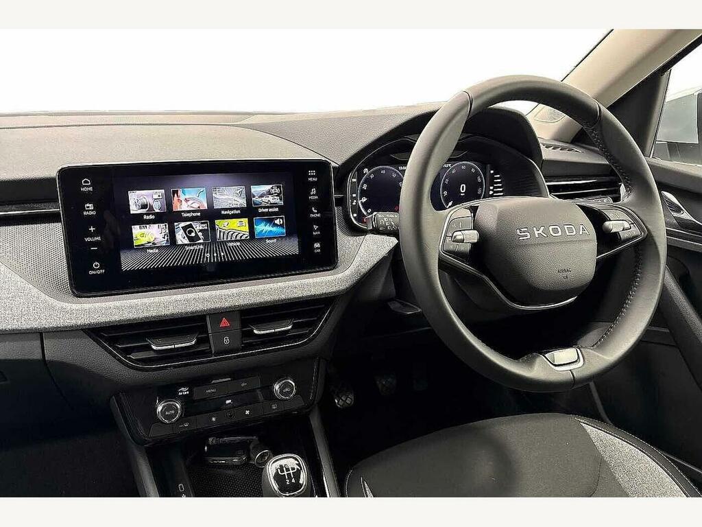 Skoda Kamiq 2025 1.0 Tsi 95 Se Edition Silver #2