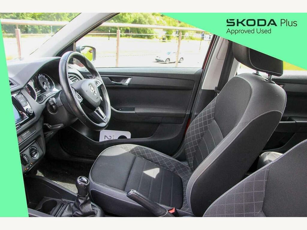 Skoda Fabia 2019 1.0 Tsi Colour Edition YM69HCX Red #2