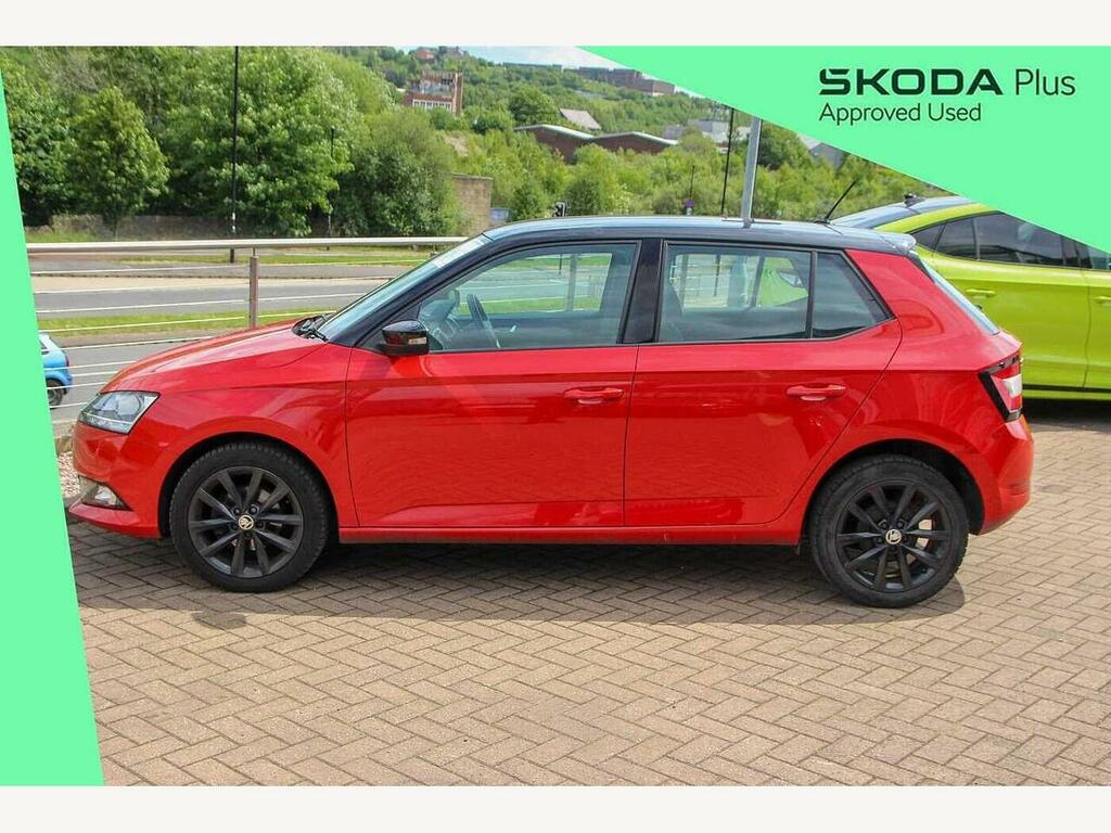 Skoda Fabia 2019 1.0 Tsi Colour Edition YM69HCX Red #4