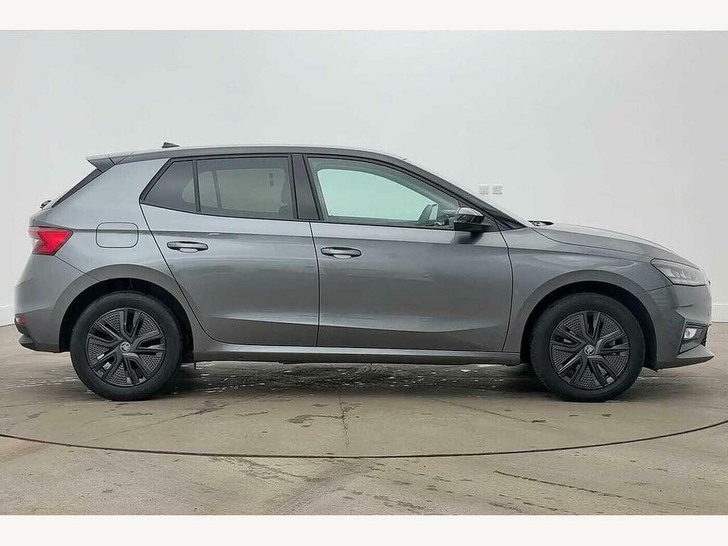 Skoda Fabia 2025 1.0 Tsi 116 Design Edition Dsg DG75EFZ Grey #4