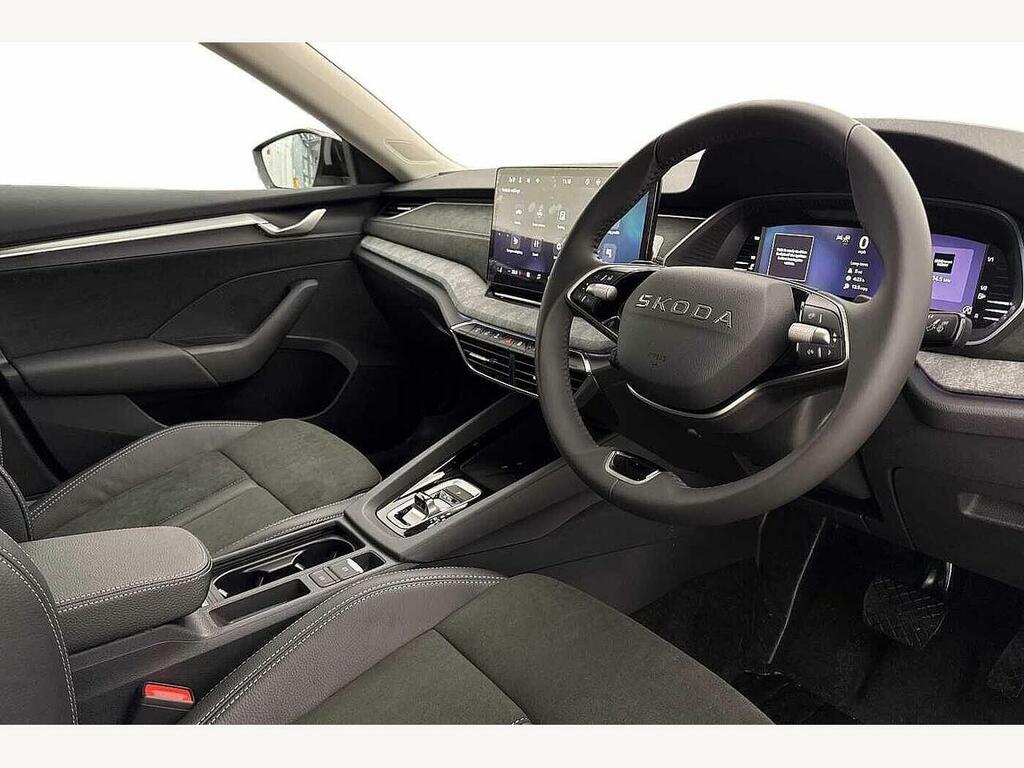 Skoda Octavia 2026 2.0 Tdi 150 Se L Dsg Black #6