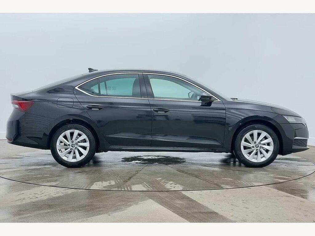 Skoda Octavia 2026 2.0 Tdi 150 Se L Dsg Black #4