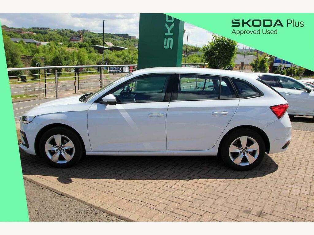 Skoda Scala 2025 1.0 Tsi 116 Se Edition Dsg GF25XWO White #4