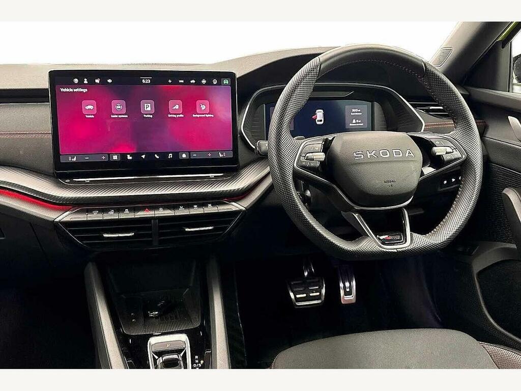 Skoda Octavia 2025 2.0 Tsi Vrs Dsg Green #2