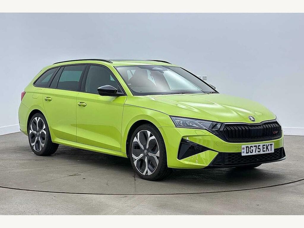 Skoda Octavia 2025 2.0 Tsi Vrs Dsg Green