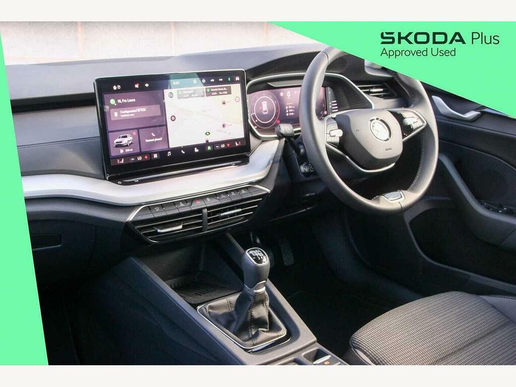 Skoda Octavia 2024 1.5 Tsi Se Technology Silver #2