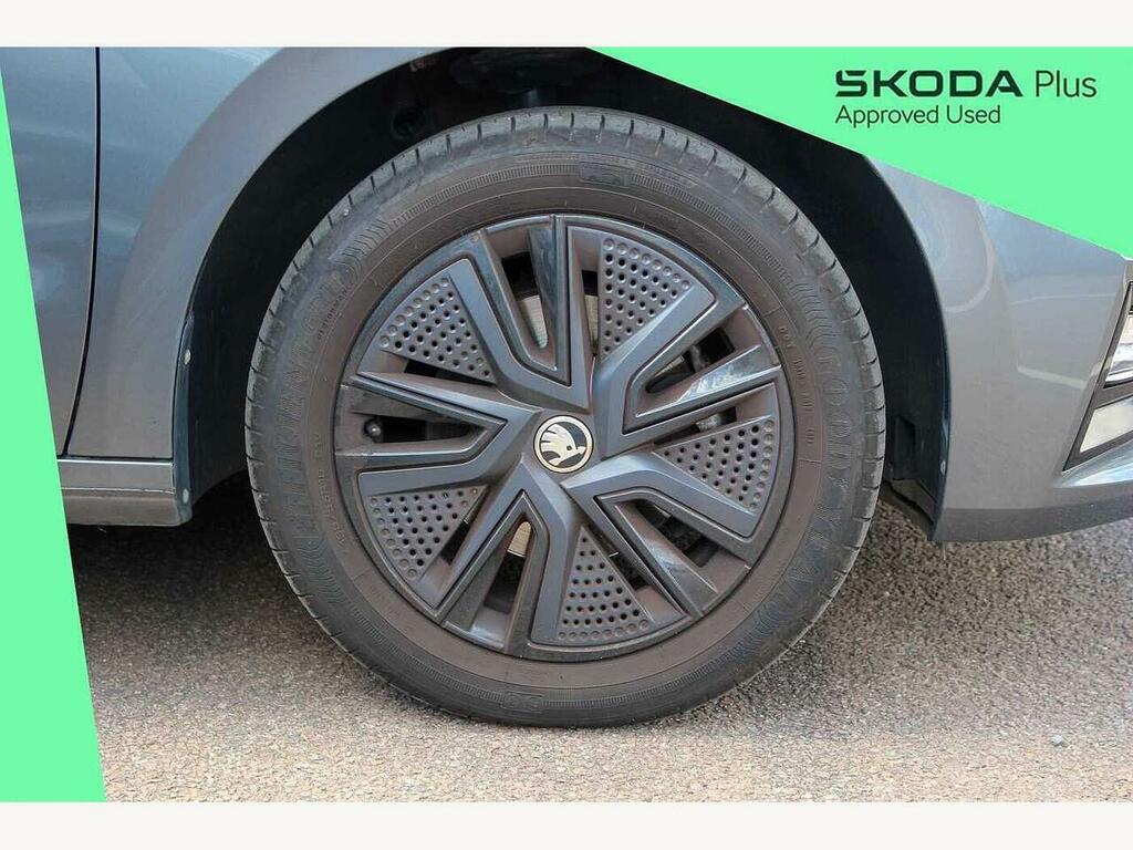 Skoda Fabia 2025 1.0 Tsi 116 Design Edition Dsg Grey #3