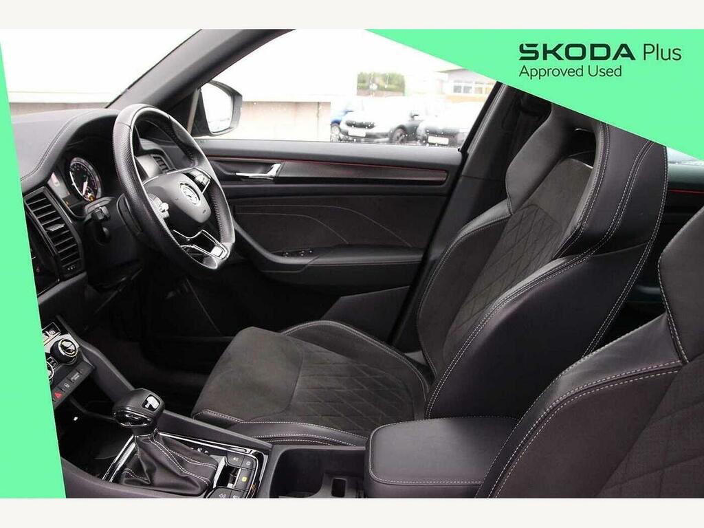 Skoda Kodiaq 2022 2.0 Tdi 200 Sport Line 4X4 Dsg 7 Seat Black #2