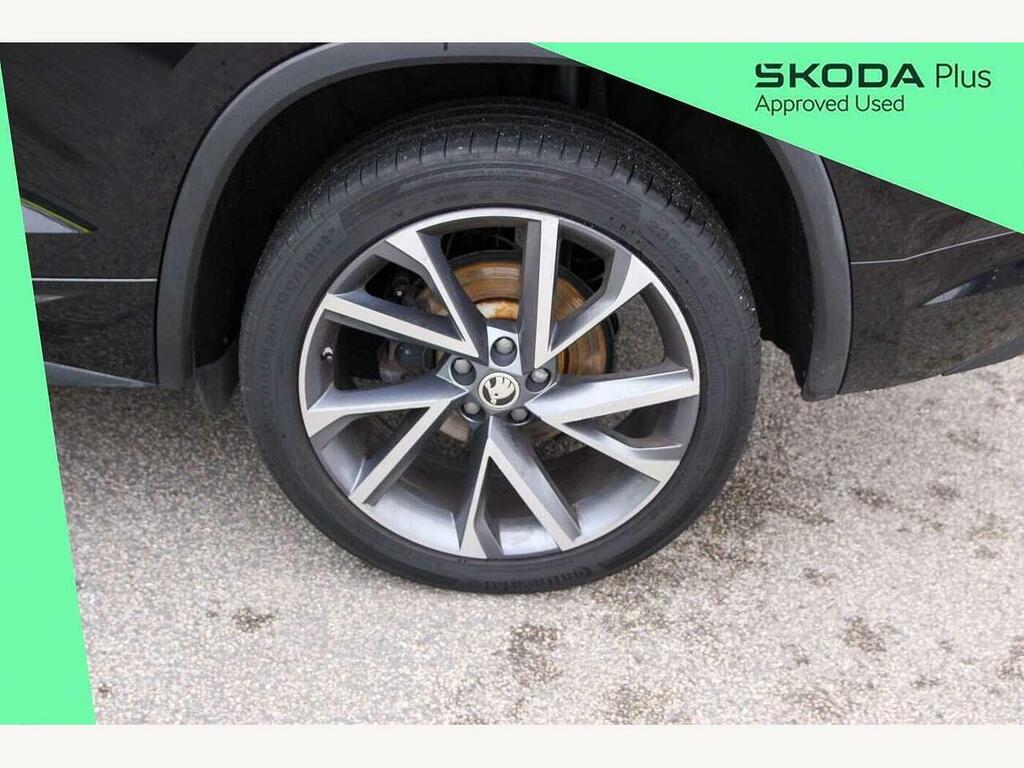 Skoda Kodiaq 2022 2.0 Tdi 200 Sport Line 4X4 Dsg 7 Seat Black #5