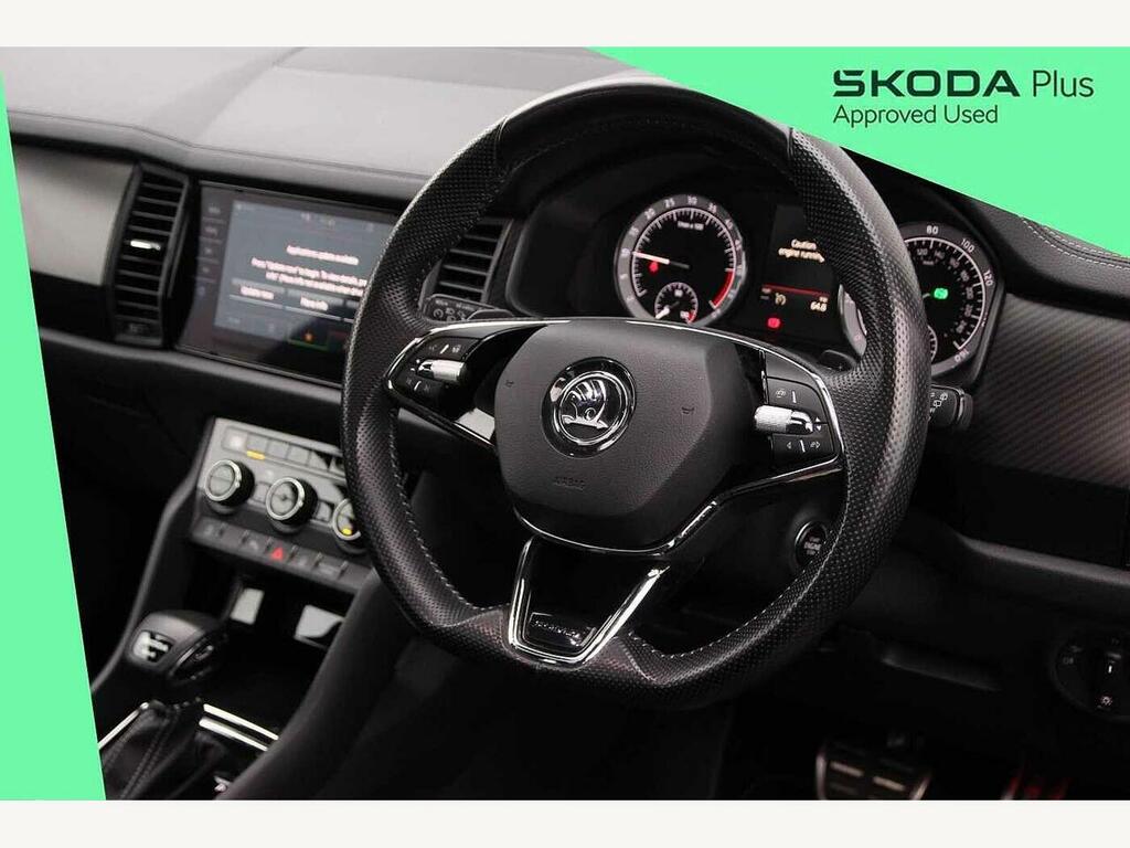 Skoda Kodiaq 2022 2.0 Tdi 200 Sport Line 4X4 Dsg 7 Seat Black #6