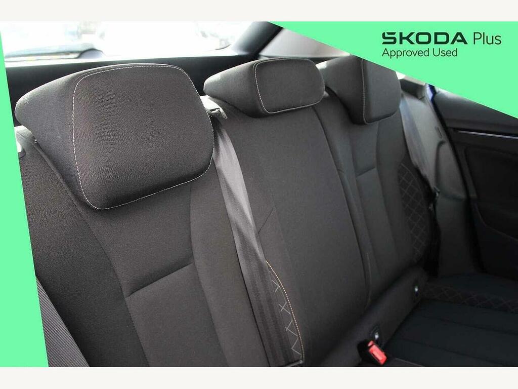 Skoda Kamiq Se Black #12