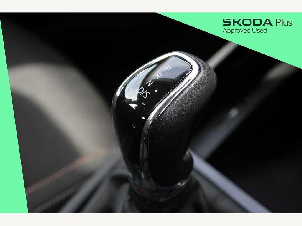 Skoda Kamiq Se Black #19