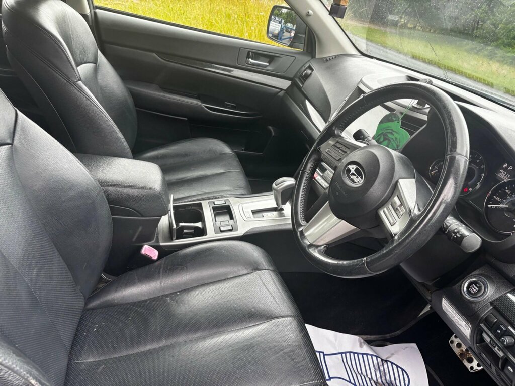 Subaru Legacy Es Nav White #11