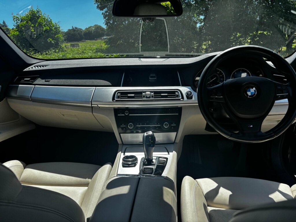 BMW 7 Series 740D Se Black #11
