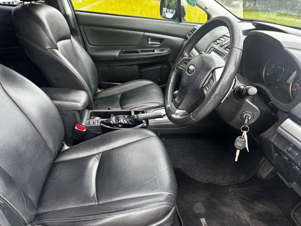Subaru XV 2.0 D Se 147 Bhp White #11