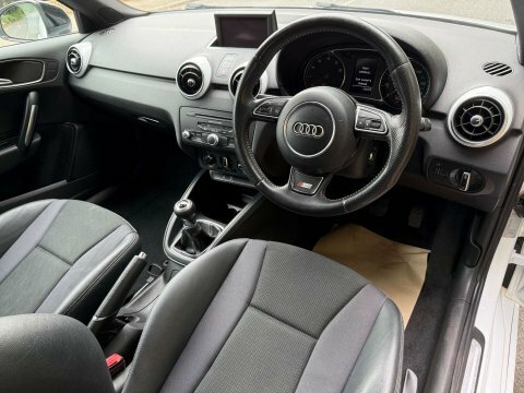 Audi A1 1.2 A1 S MA63OLX White #4