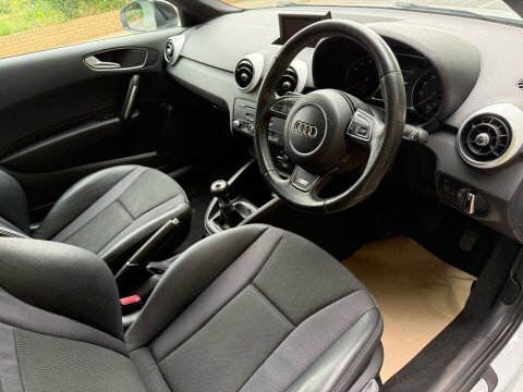 Audi A1 1.2 A1 S MA63OLX White #5
