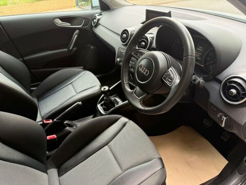 Audi A1 1.2 Tfsi Sport Black #6