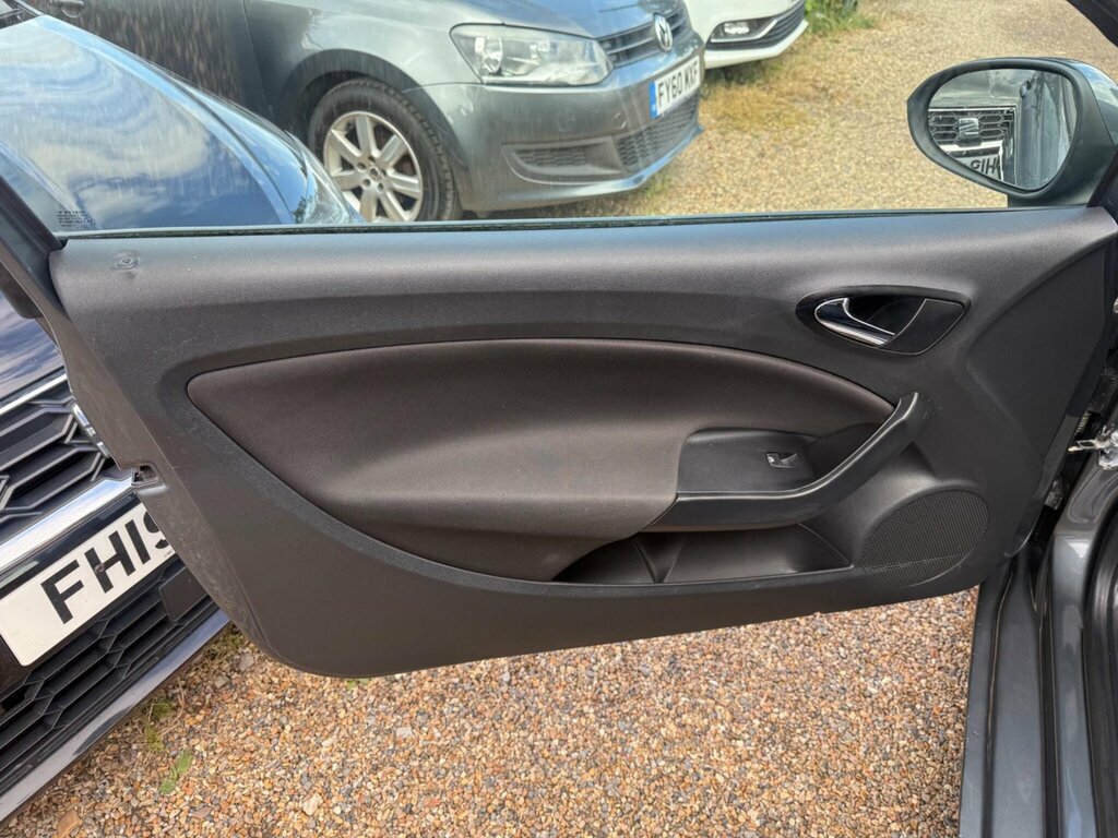 Seat Ibiza Tsi I-tech Grey #38