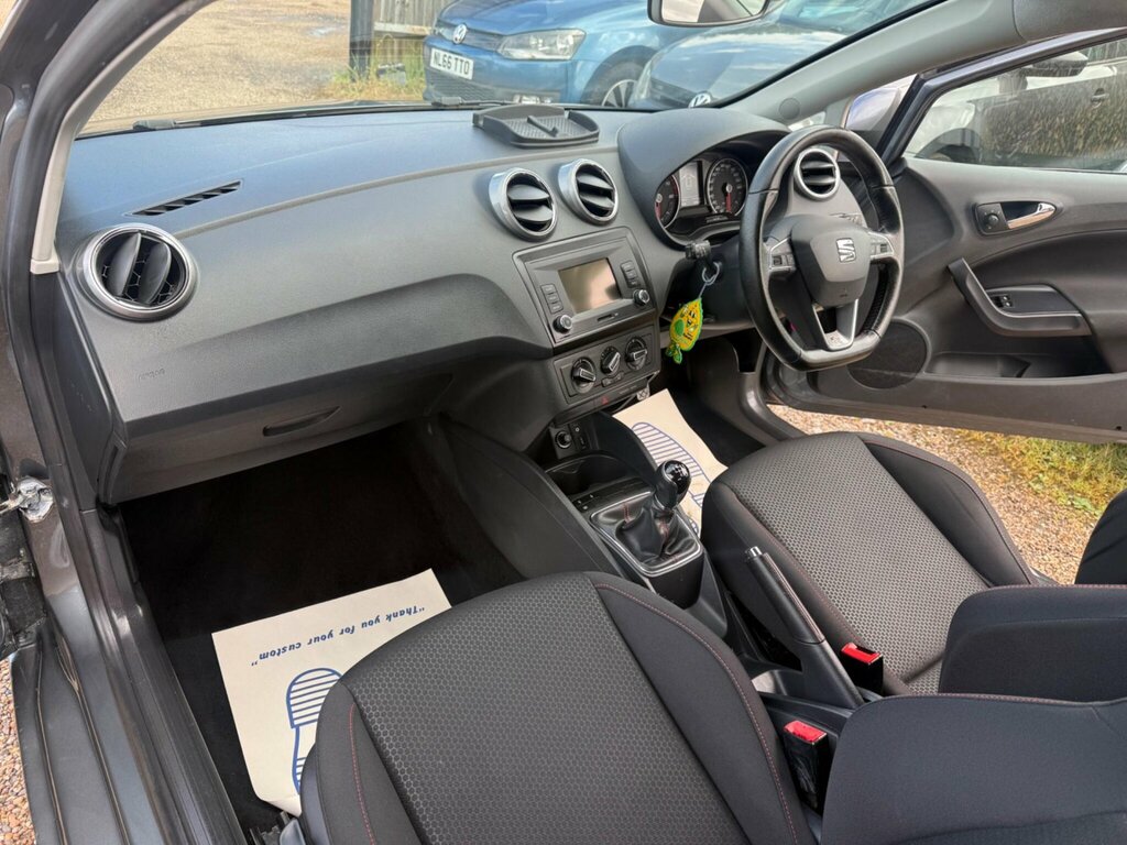 Seat Ibiza Tsi I-tech Grey #37