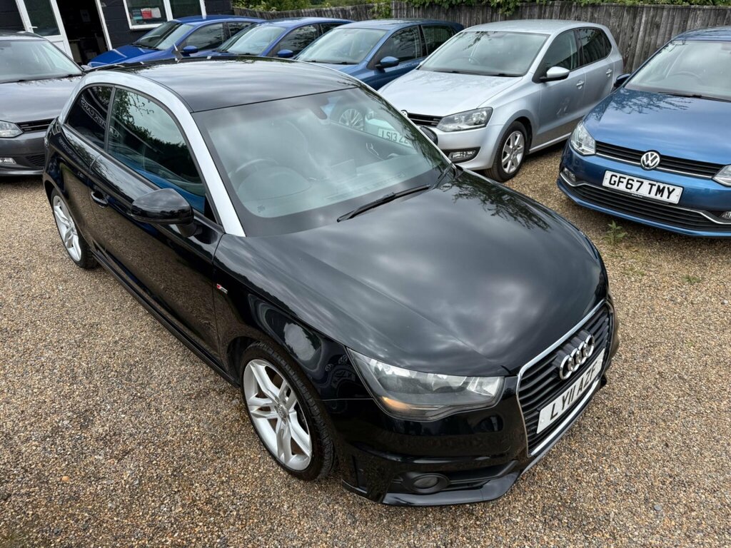 Audi A1 1.4 Tfsi S Line S Tronic Euro 5 Ss Black #3
