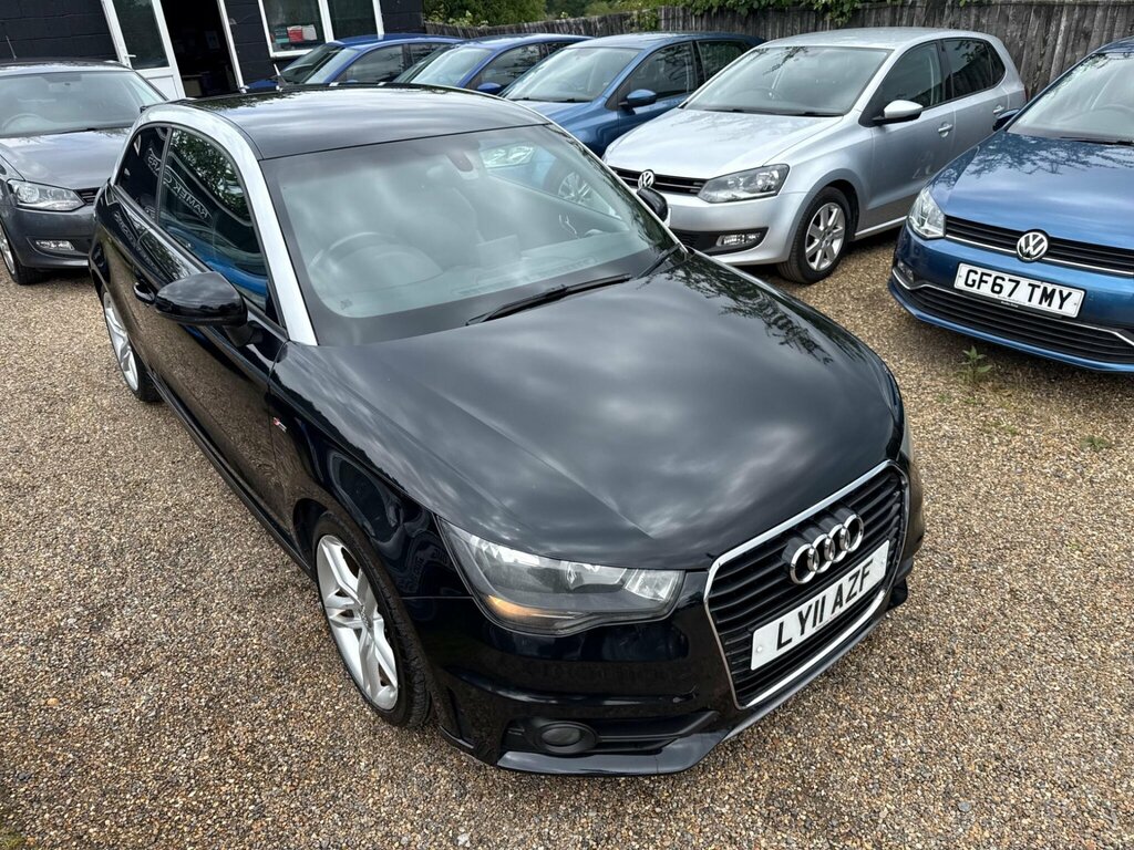 Audi A1 1.4 Tfsi S Line S Tronic Euro 5 Ss Black #4