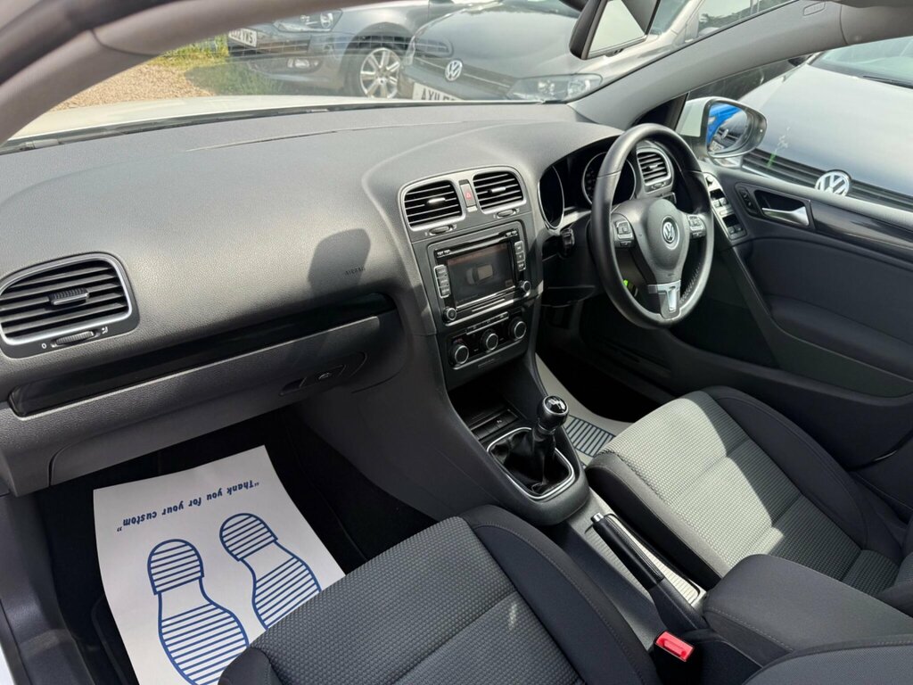 Volkswagen Golf Convertible 1.6 Tdi Bluemotion Tech Se Cabriolet E White #40