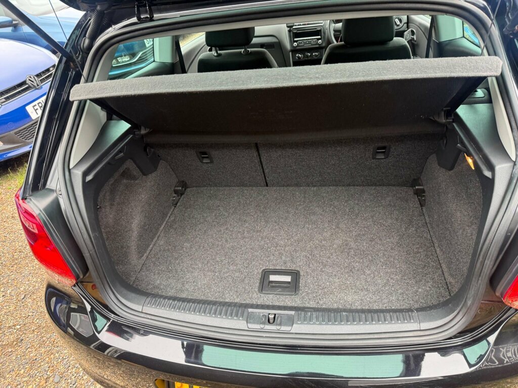 Volkswagen Polo Match Grey #30