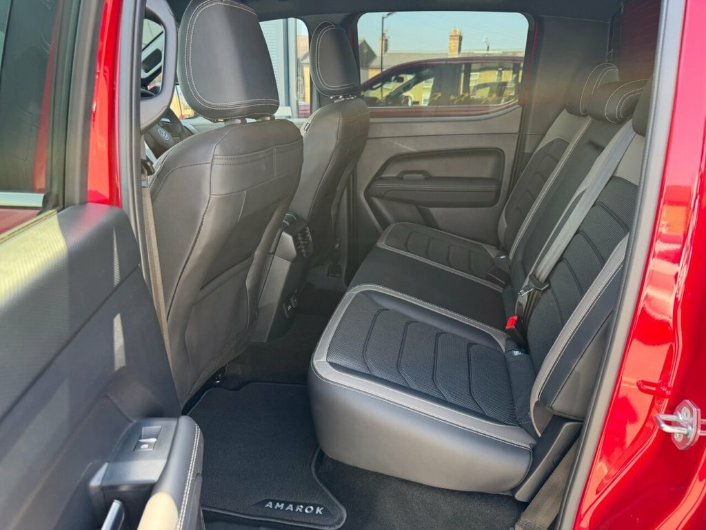 Volkswagen Amarok Pickup Blue #43