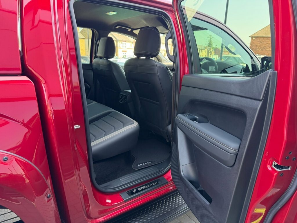 Volkswagen Amarok Pickup Blue #40