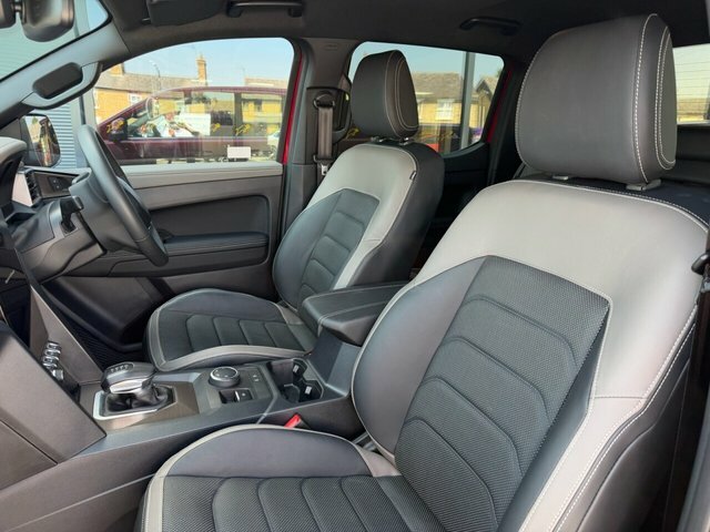 Volkswagen Amarok Pickup Blue #17