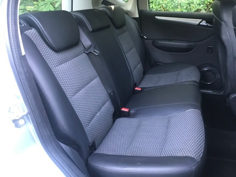 Mercedes-Benz A Class 1.5 A160 Blueefficiency Elegance Se Silver #12