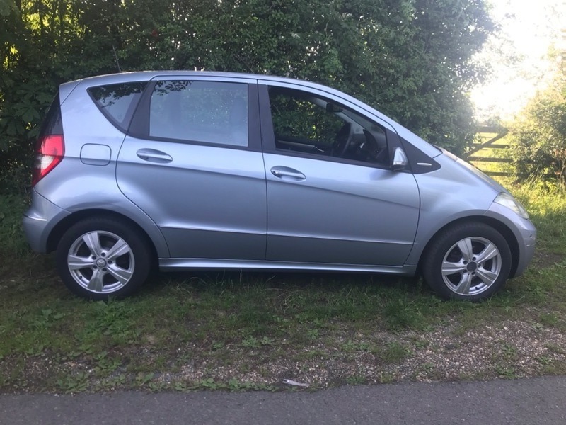 Mercedes-Benz A Class 1.5 A160 Blueefficiency Elegance Se Silver #2