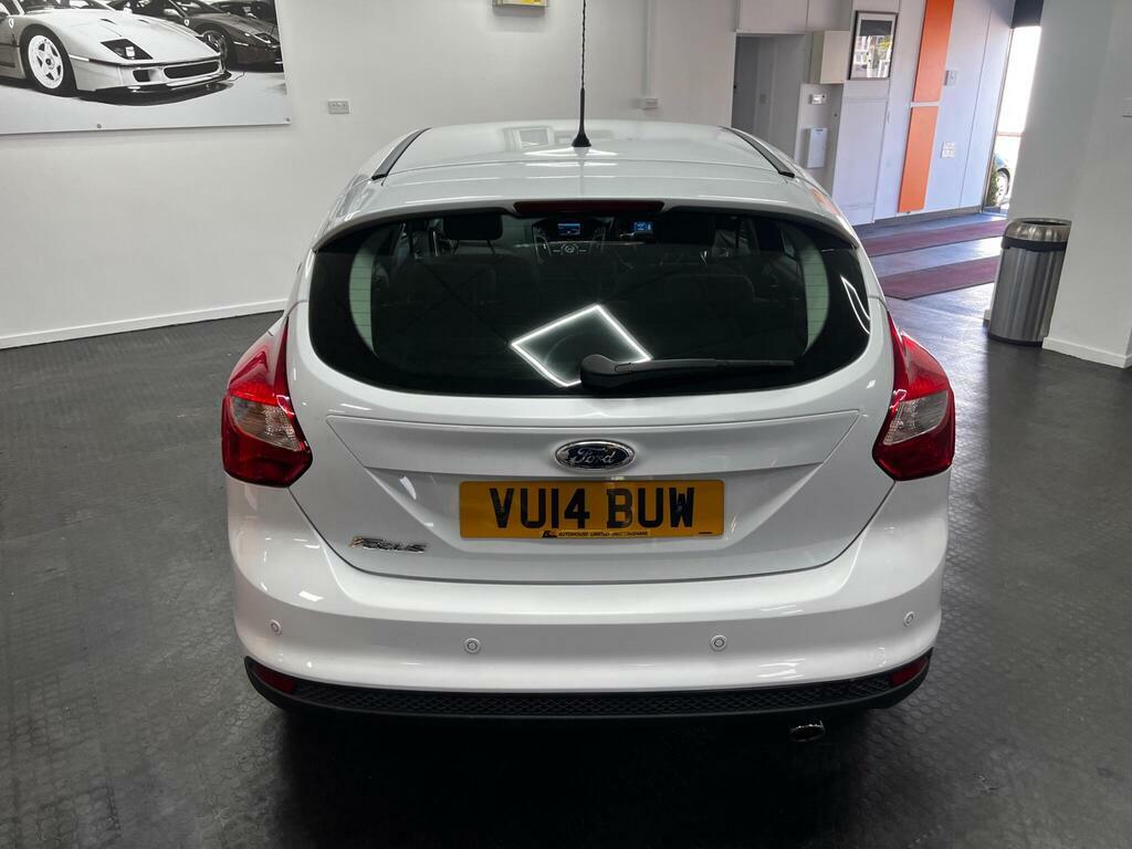 Ford Focus 2.0 Tdci Titanium Navigator Euro 5 White #4