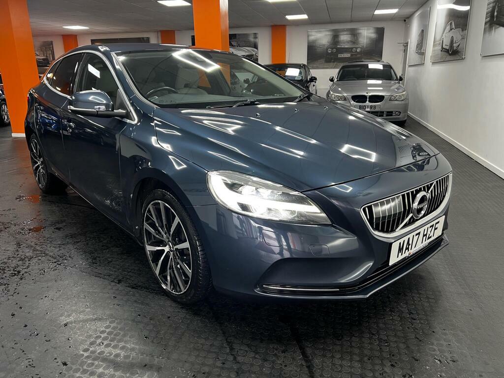 Volvo V40 2.0 D4 Inscription Euro 6 S S Blue #2