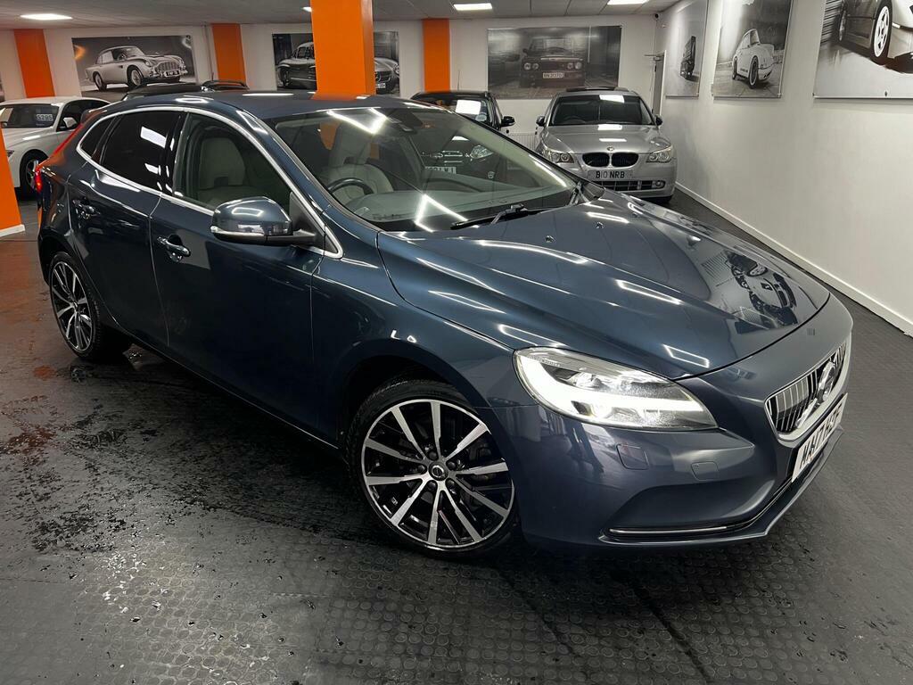 Volvo V40 2.0 D4 Inscription Euro 6 S S Blue #4
