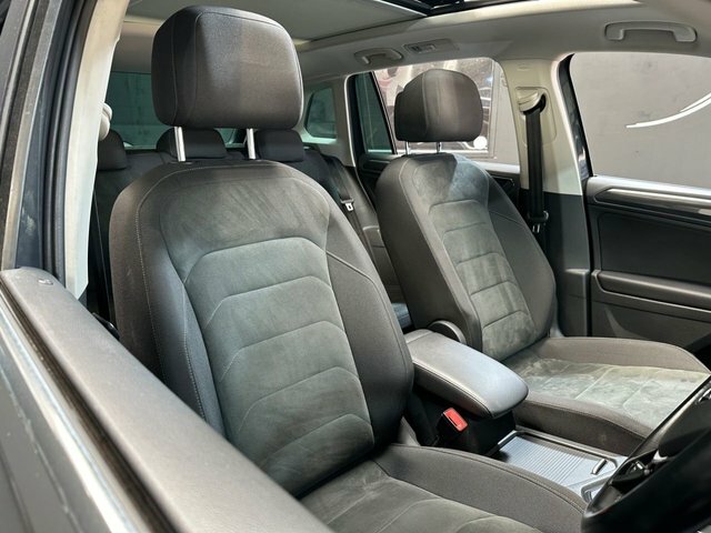 Volkswagen Tiguan 2.0 Tdi Sel Suv Dsg 4Motion Euro 6 S S VE67VOK Grey #2