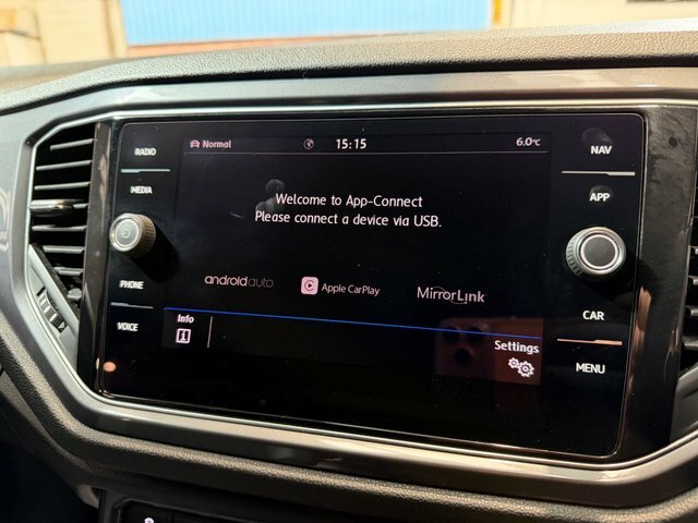 Volkswagen T-Roc   #29