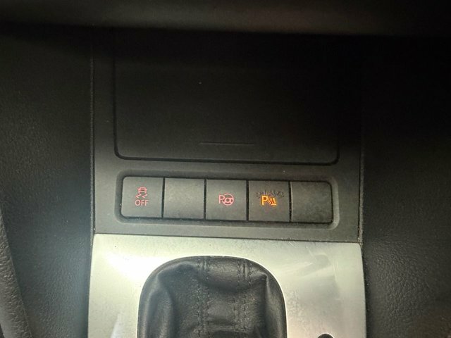 Volkswagen Golf 1.6 Tdi Match Euro 5 Silver #31