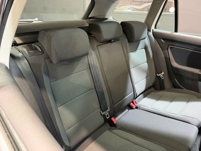 Volkswagen Golf 1.6 Tdi Match Euro 5 Silver #18